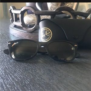 Ray ban wayferer  Classic Black G-15 901/58
